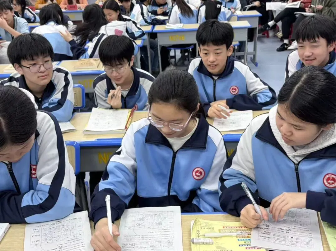 【向阳花开·乡约课堂】聚力中考,精准送教——向祎依初中语文名师工作室送教下乡研修活动圆满举行 第15张