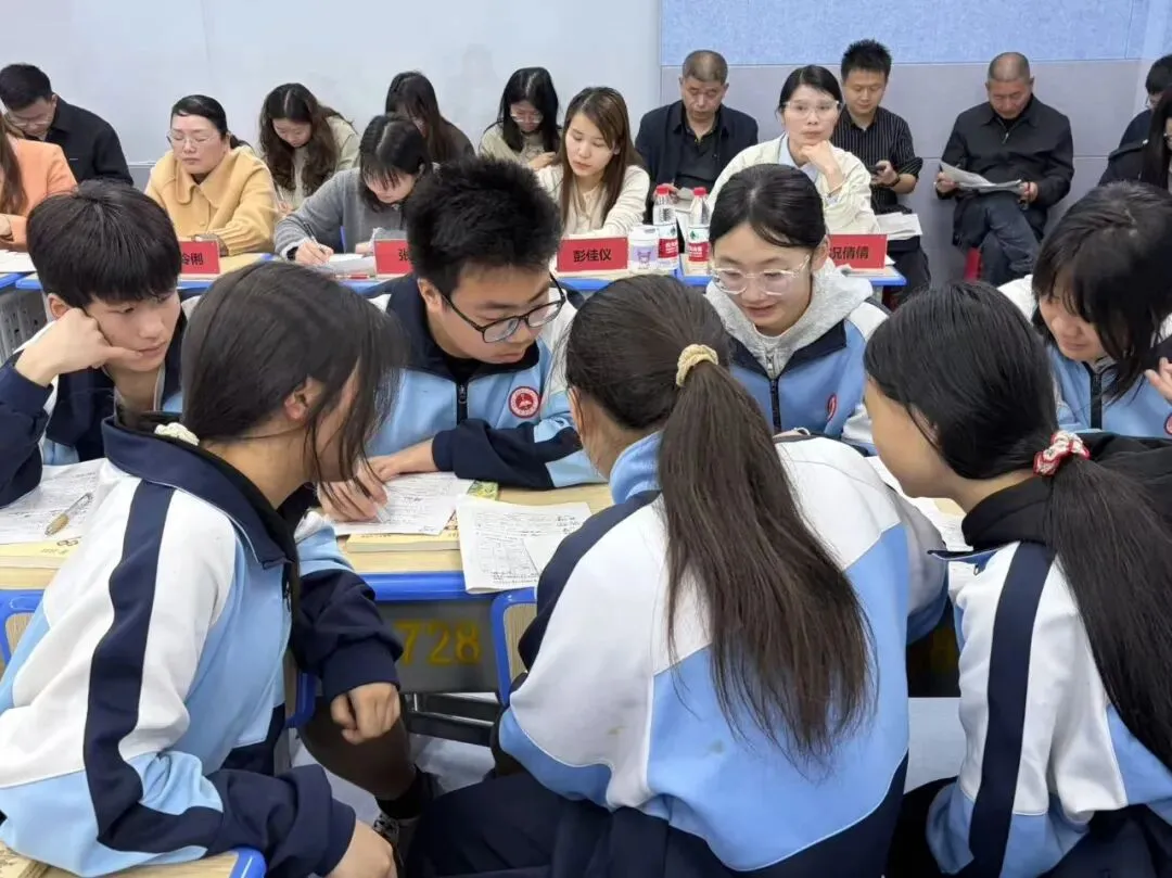 【向阳花开·乡约课堂】聚力中考,精准送教——向祎依初中语文名师工作室送教下乡研修活动圆满举行 第22张