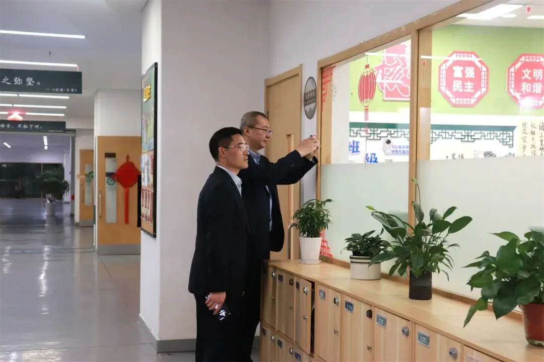 温情护航中考路,激励赋能促出彩——理事长亲临我校为2026年加油 第3张