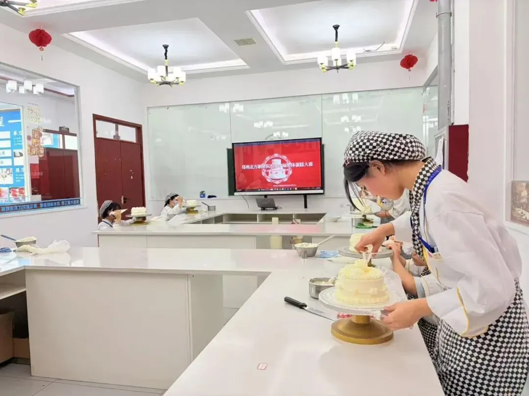 与其在中考“陪跑”,不如学技术“领跑”!初中生学技术,照样赢未来! 第14张