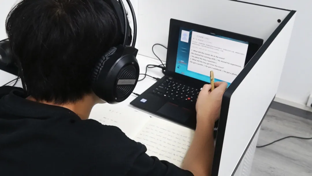 中考 | 练在平时,赢在考场!拓鑫学子全力备战英语听说 & 理化实验 第11张