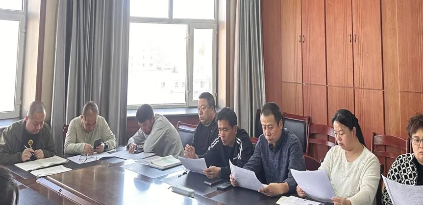 析数据明方向 聚合力备中考—— 鹤岗市第四中学召开九年级一模考试质量分析会 第7张