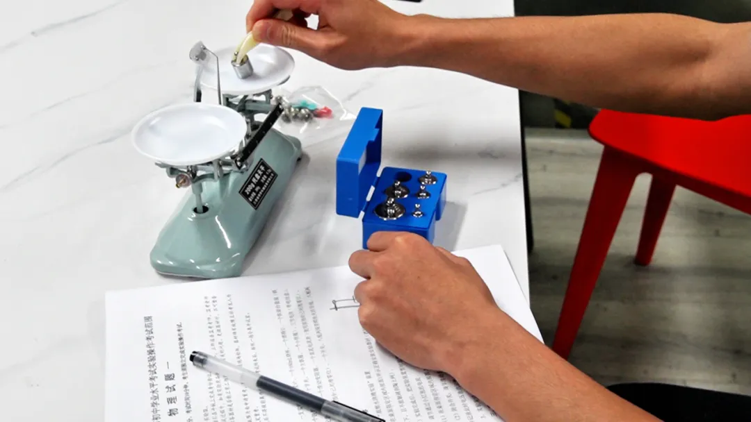 中考 | 练在平时,赢在考场!拓鑫学子全力备战英语听说 & 理化实验 第20张