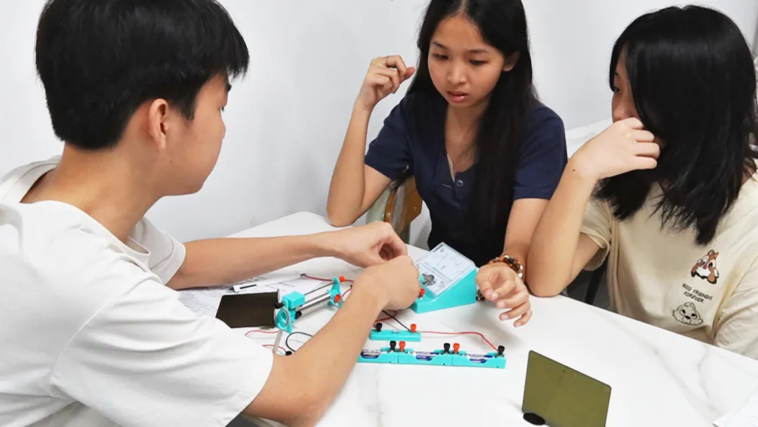 中考 | 练在平时,赢在考场!拓鑫学子全力备战英语听说 & 理化实验 第25张