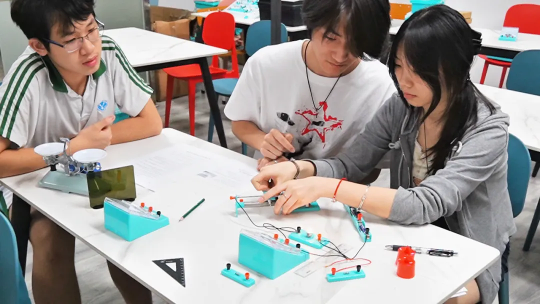 中考 | 练在平时,赢在考场!拓鑫学子全力备战英语听说 & 理化实验 第28张