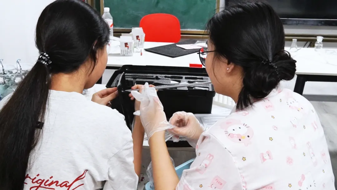 中考 | 练在平时,赢在考场!拓鑫学子全力备战英语听说 & 理化实验 第36张