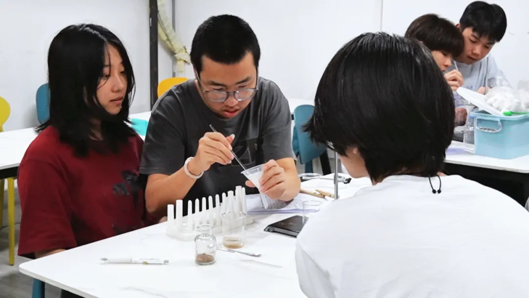 中考 | 练在平时,赢在考场!拓鑫学子全力备战英语听说 & 理化实验 第40张