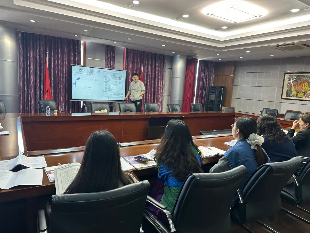 聚焦中考热点 提升教学实效┃华师宝杨初中部数学专题培训活动圆满举行 第6张