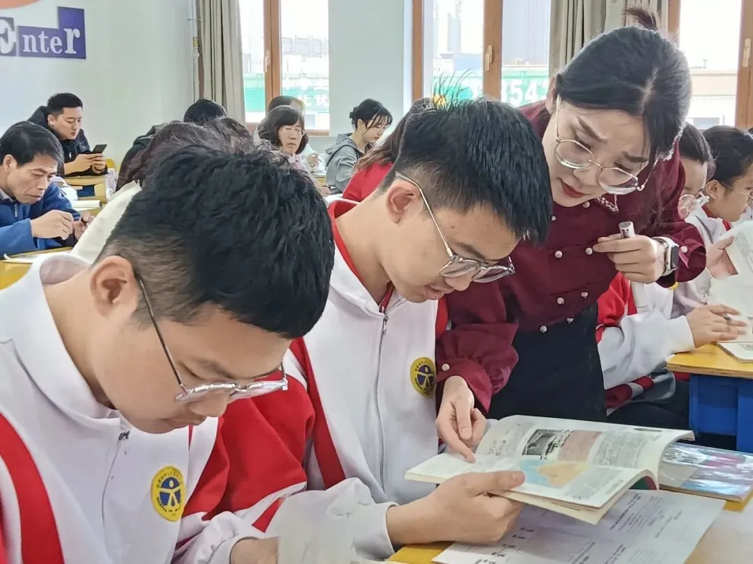 【宁江实验 教学风采】宁江区2026年中考复习研讨会圆满落幕——我校教师展风采,教研员领航明方向 第5张