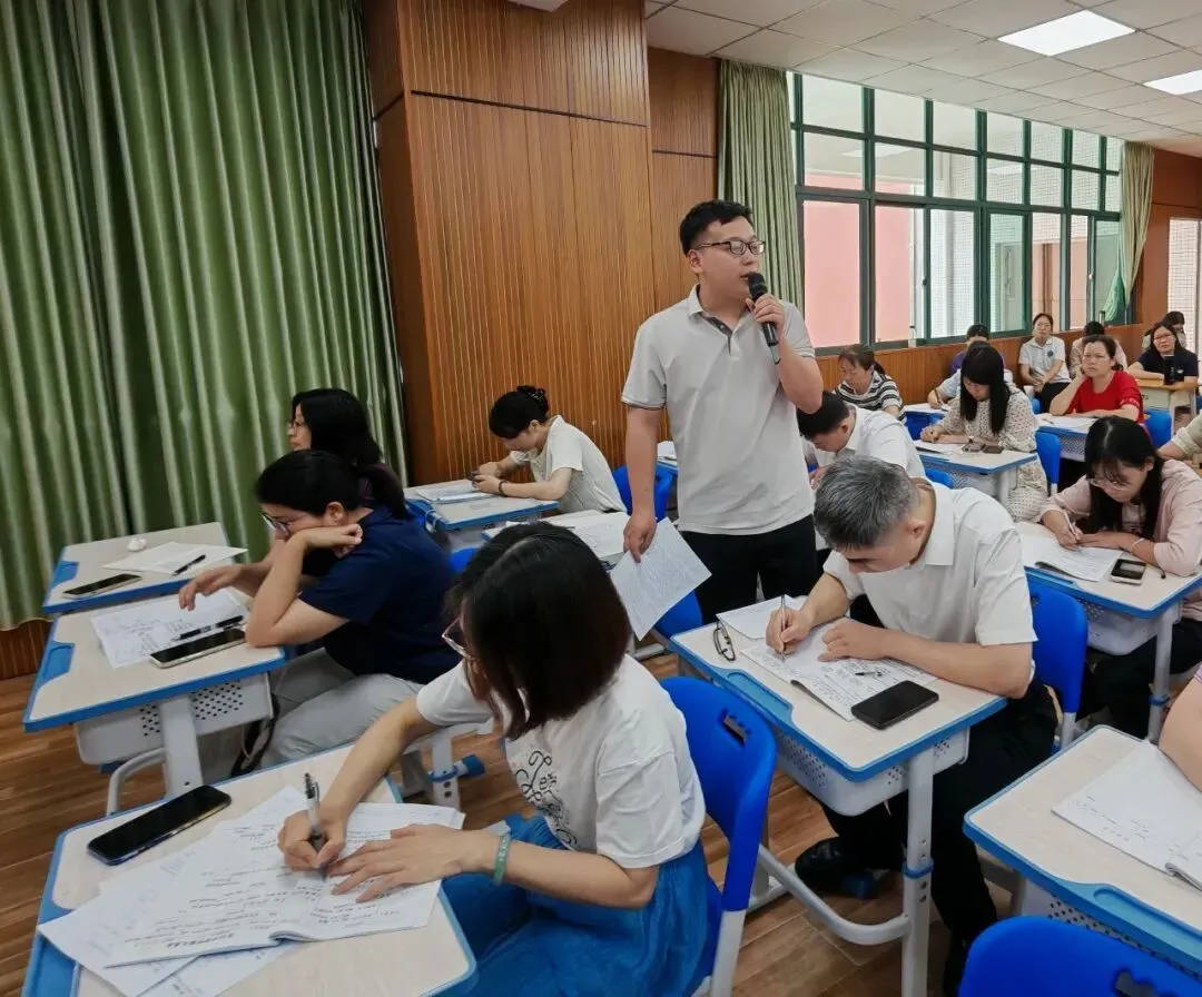 专家引领明方向 名师示范备中考——高明区2026届初中语文中考备考研讨会圆满召开 第6张