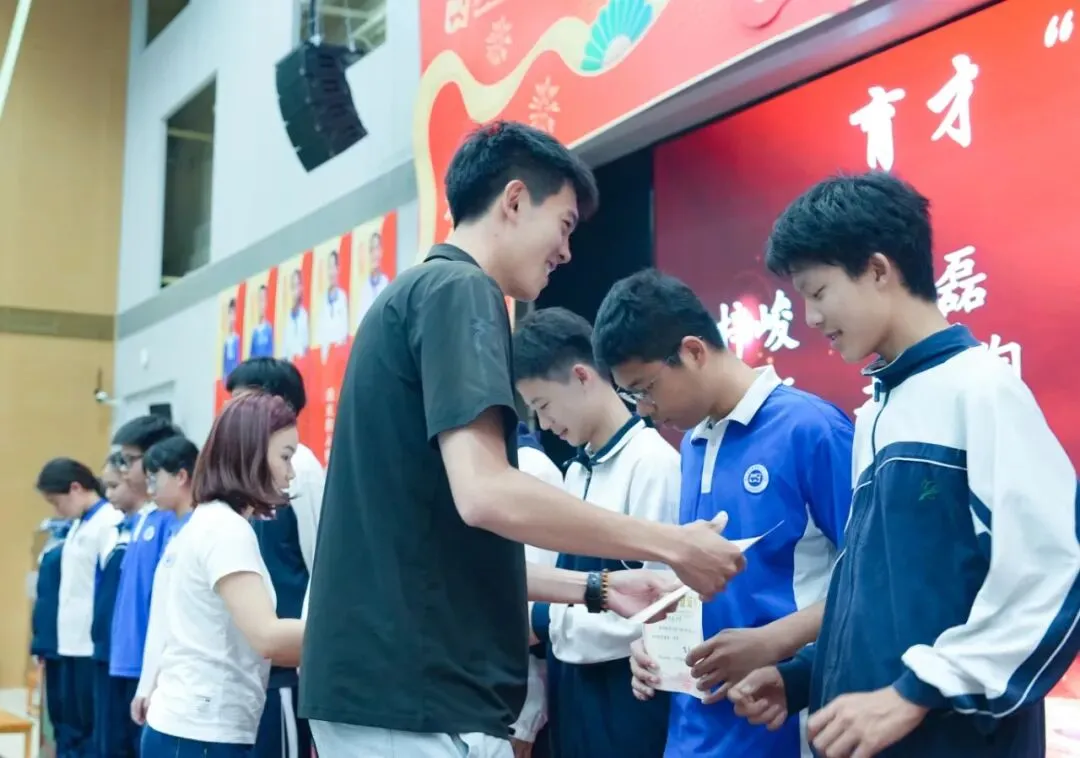 策马扬鞭酬壮志,决胜中考铸辉煌 | 2026届初三年级一模表彰暨动员大会圆满举行 第17张