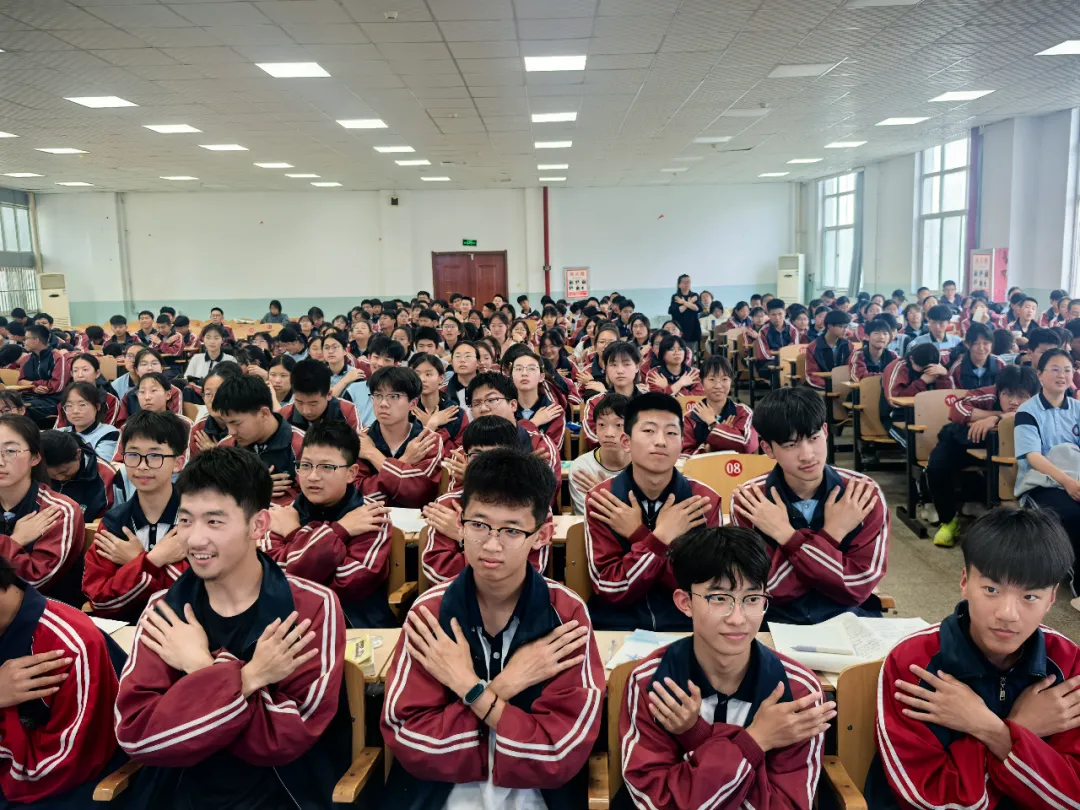 减压赋能 筑梦中考 | 共青团临汾市委青少年权益维护巡回讲堂走进古县三中 第5张