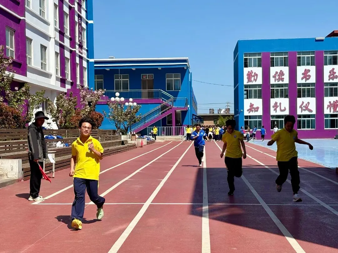 以实战淬炼真功 以模拟决胜中考 第6张