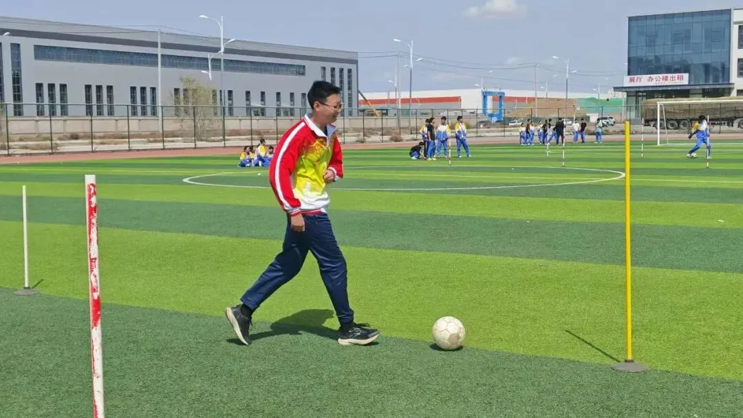 以练促考强体魄 全力以赴备中考——成功中考二校开展体育中考专项训练 第23张