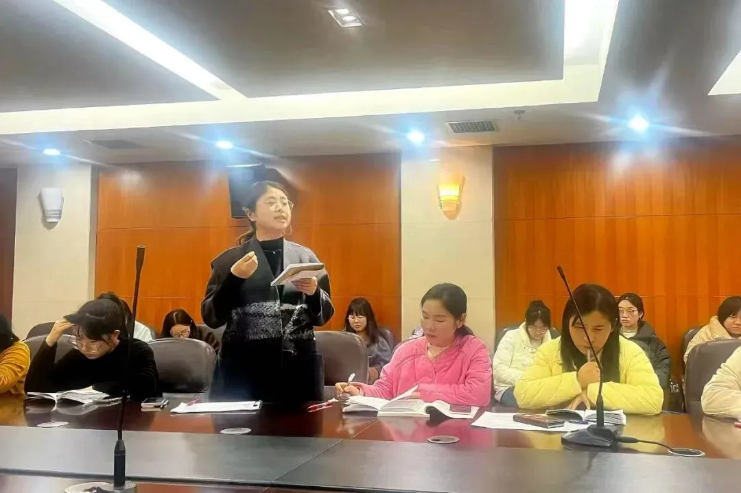 校际联动研复习 同心聚力备中考 | 我校与中雅培粹学校初三复习联合教研活动扎实推进 第5张