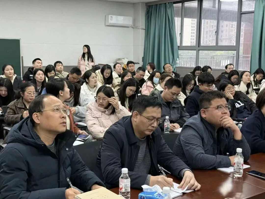 校际联动研复习 同心聚力备中考 | 我校与中雅培粹学校初三复习联合教研活动扎实推进 第15张