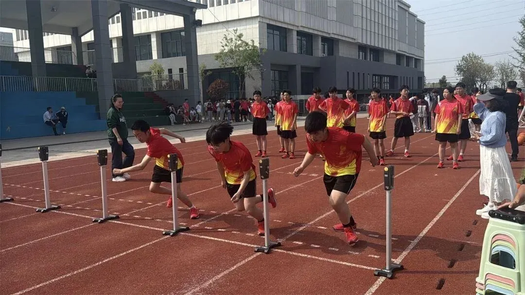 直击现场丨九年级体育中考实地模拟测试全程开启,为梦想蓄力! 第8张