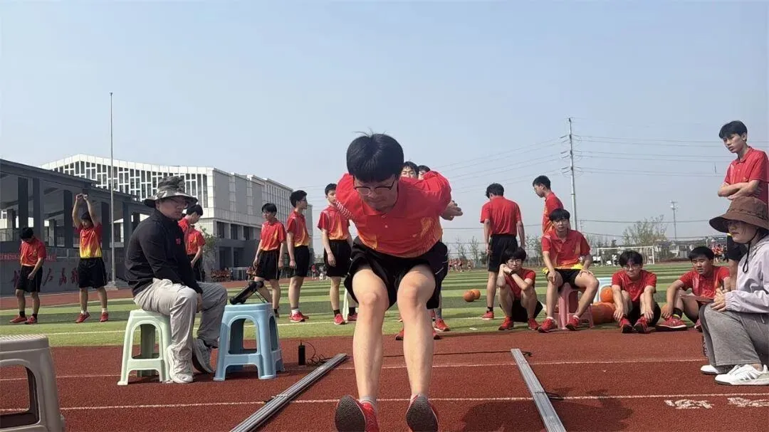 直击现场丨九年级体育中考实地模拟测试全程开启,为梦想蓄力! 第12张