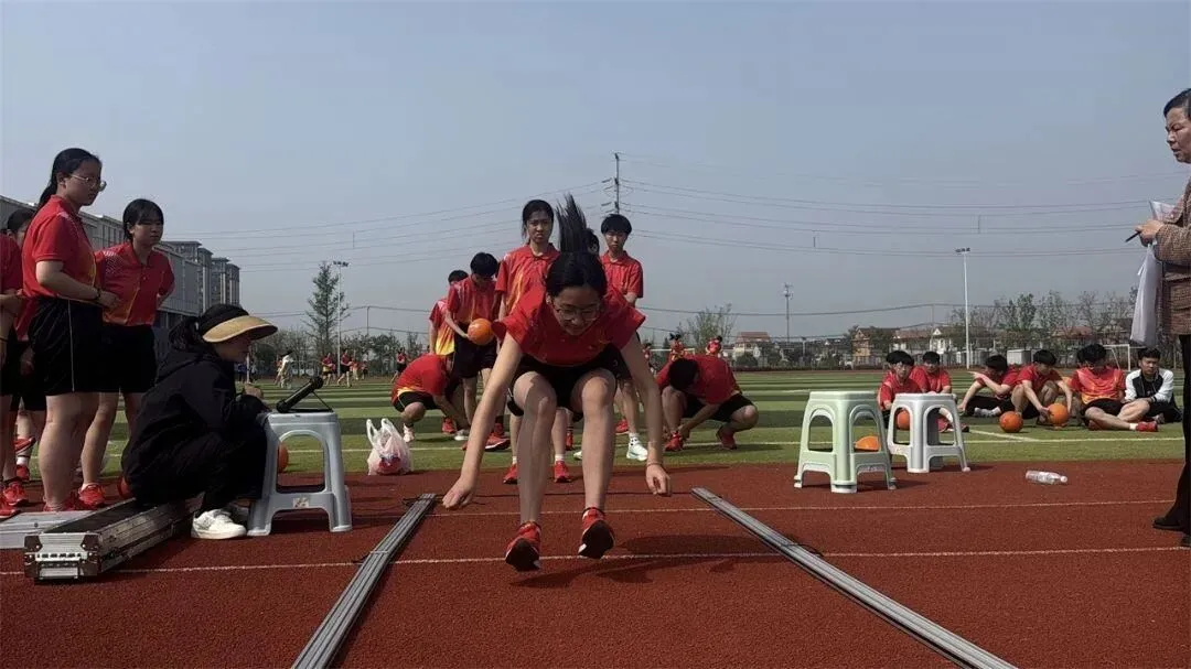 直击现场丨九年级体育中考实地模拟测试全程开启,为梦想蓄力! 第13张