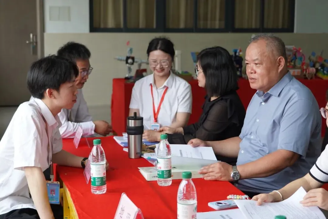 精准调研明方向 凝心聚力备中考 | 龙湖区教师发展中心莅临我校开展教学调研视导活动 第17张