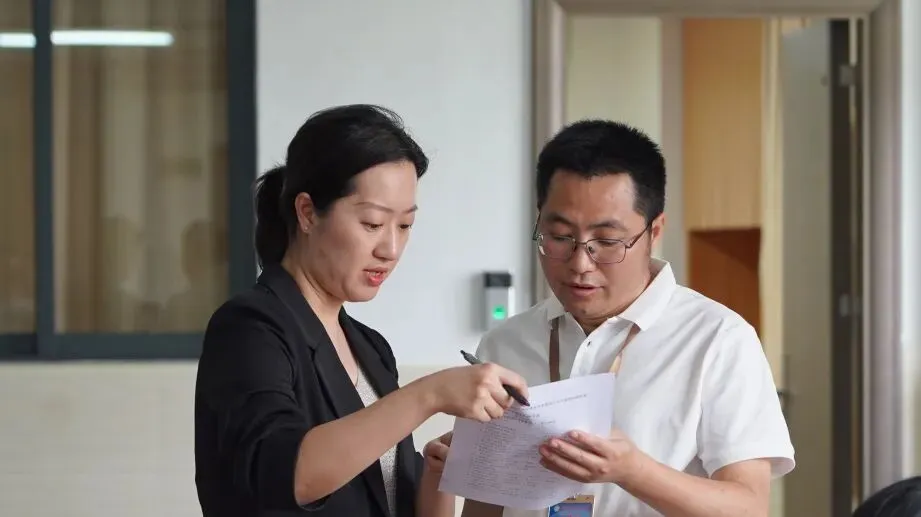 精准调研明方向 凝心聚力备中考 | 龙湖区教师发展中心莅临我校开展教学调研视导活动 第23张