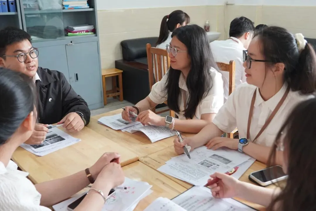 精准调研明方向 凝心聚力备中考 | 龙湖区教师发展中心莅临我校开展教学调研视导活动 第66张