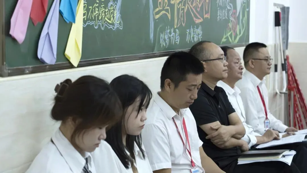 精准调研明方向 凝心聚力备中考 | 龙湖区教师发展中心莅临我校开展教学调研视导活动 第49张