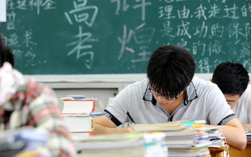 上海中考放榜后的新选择.香港DSE课程校园开放日 第3张