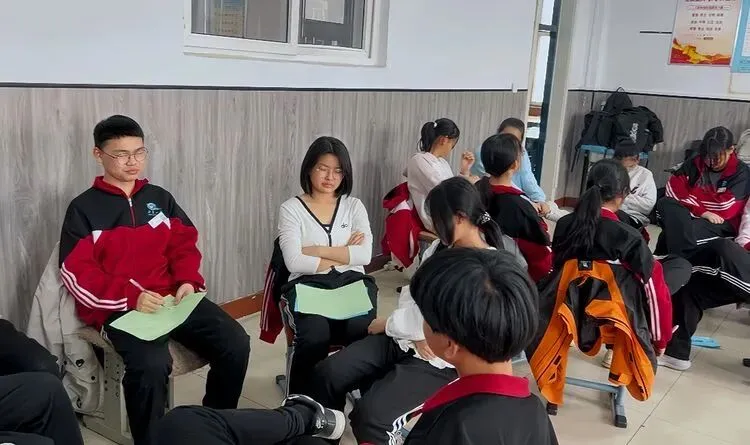 【向阳花团队】中考调压聚能 护航逐梦前行——开原市向阳花心理团队送教西丰一中赋能初三学子 第5张