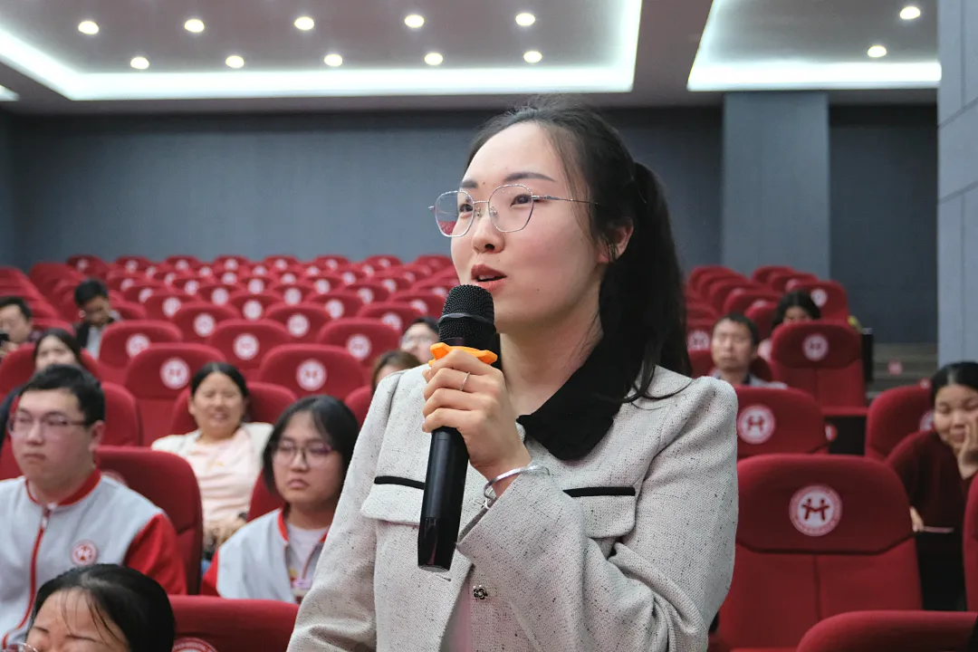 研真题、破考点、强师能!我校这场大赛为高考冲刺注入 “硬核” 力量 第23张