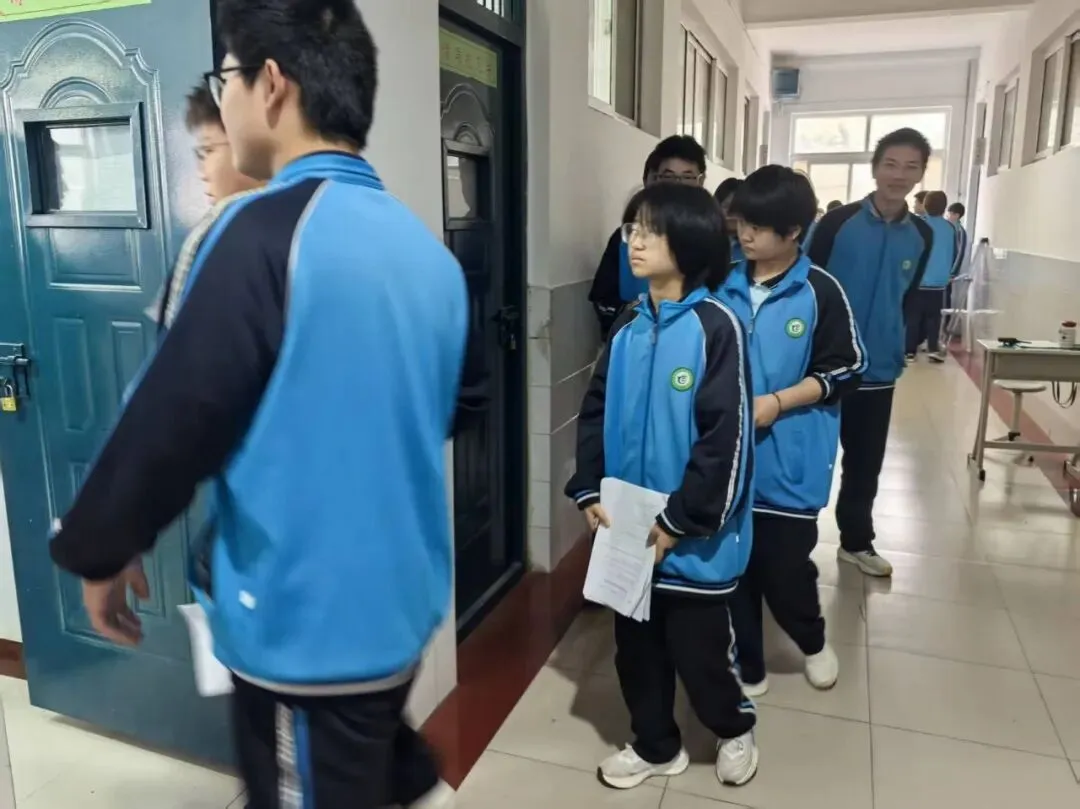 以练促学强技能 规范备战迎中考——安阳市新世纪中学理化生实验操作模拟圆满举行 第1张