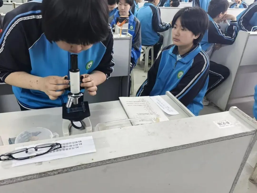 以练促学强技能 规范备战迎中考——安阳市新世纪中学理化生实验操作模拟圆满举行 第2张