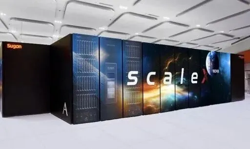 化学中考真实情境素材| 初中化学跨学科实践 我国最大规模科学智能计算集群投入使用 第1张