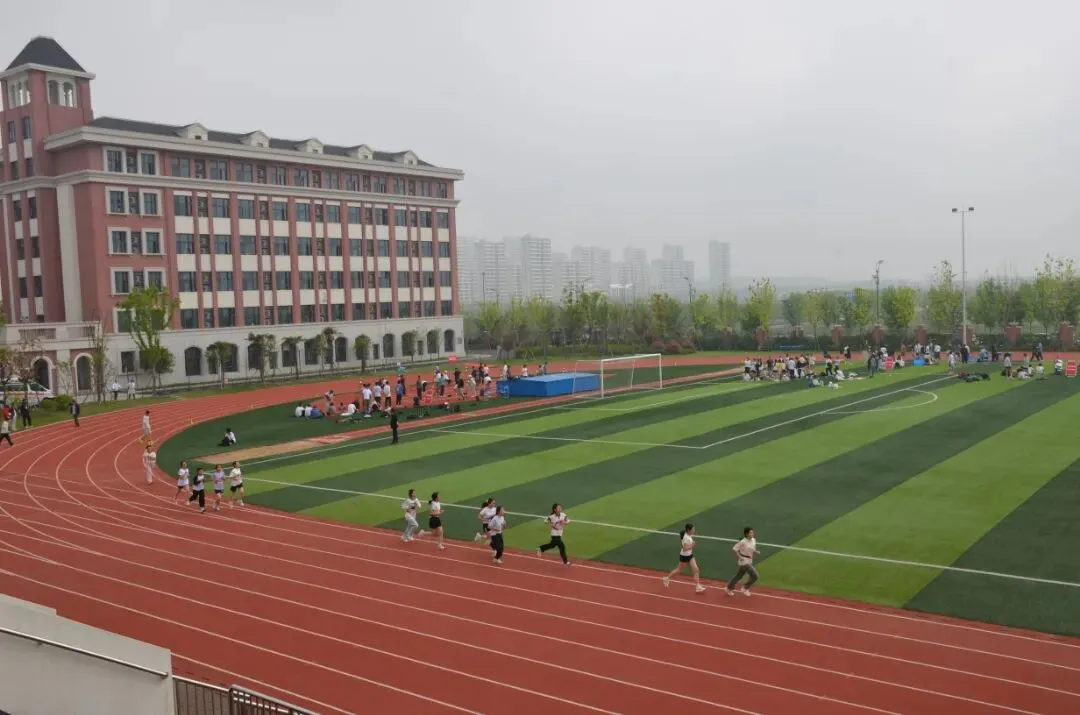 体育中考焕新启航 青春赛场逐梦飞扬 —— 肥西县 2026 年体育平稳有序举行 第4张