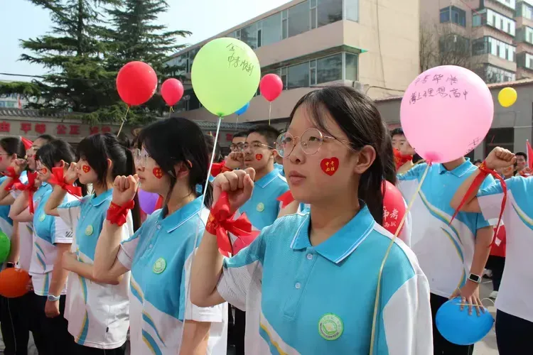 策马逐光 中考必胜——阳泉二中2026届初三中考誓师大会圆满举行 第46张