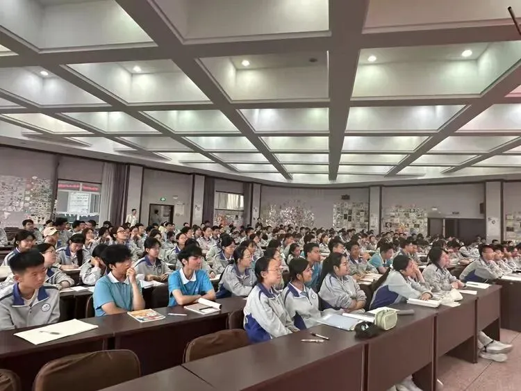 【遇见•成长】精准备考 冲刺中考——乌鲁木齐市第六十六中教育集团助力乌鲁木齐市第四十四中学政史复习专题讲座 第31张