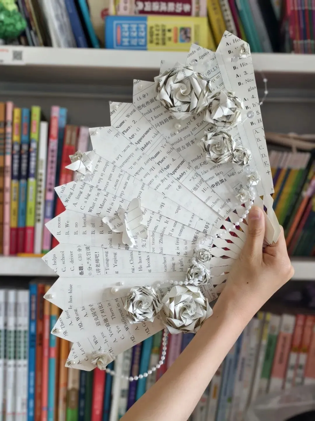 旧试卷改造玫瑰扇|把学习的压力,折成浪漫的花 第2张