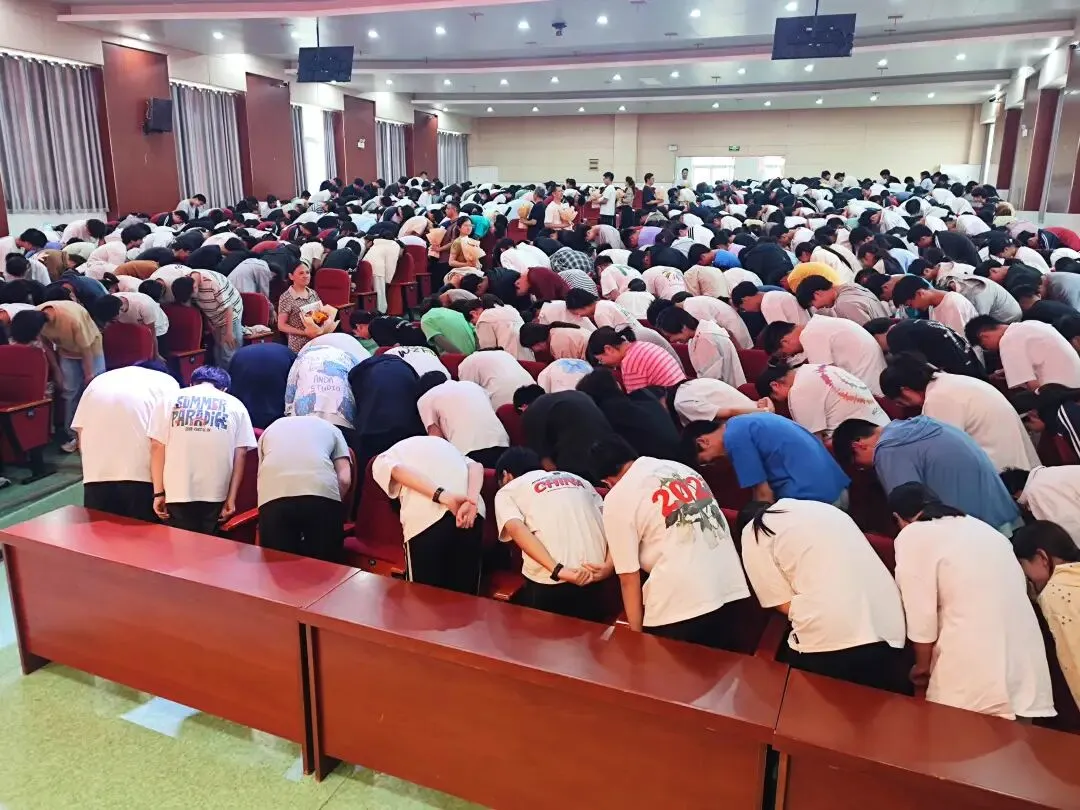 出发吧,向着更璀璨的远方!明湖学校召开中考动员暨防溺水安全教育会 第8张