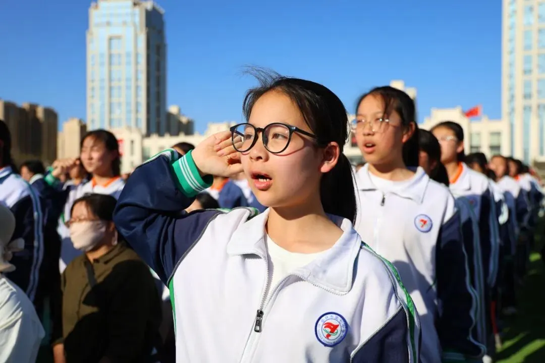 【勤和党建 家校共育】凝心聚力 决胜中考——榆林市第七中学冲刺动员大会圆满举行 第4张