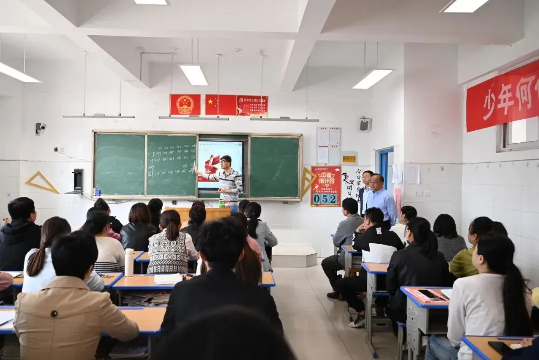 凝心聚力 决胜中考——汶上县第一实验中学九年级一模家长会暨报名工作部署会圆满召开 第38张