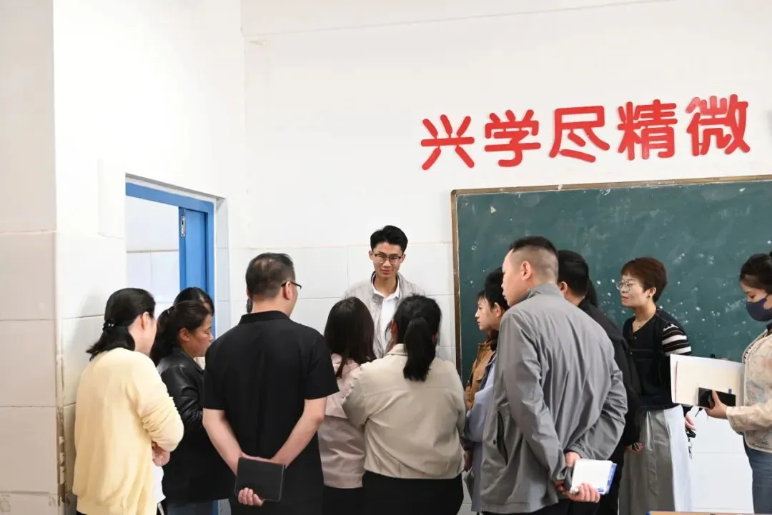 凝心聚力 决胜中考——汶上县第一实验中学九年级一模家长会暨报名工作部署会圆满召开 第100张