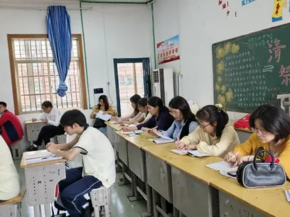教学教研|精研中考复习课 赋能语文备考路——郴州市曹招生初中语文名师工作室开展语文复习示范课暨研讨活动 第4张