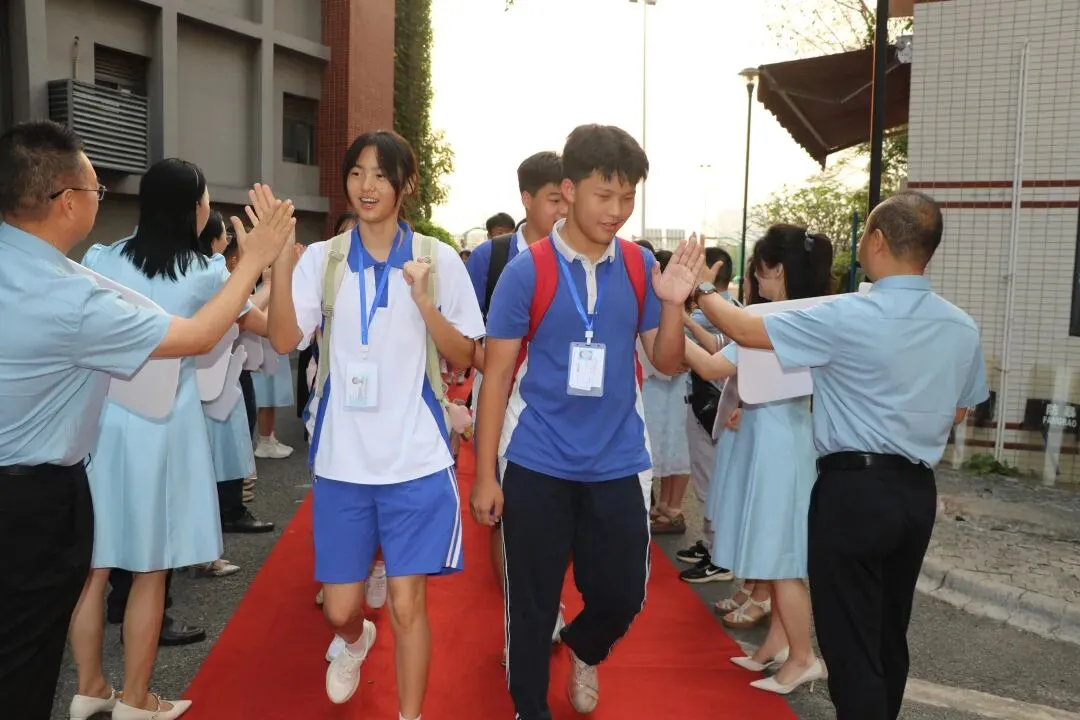 亮剑体育中考 首战旗开得胜! | 深圳华附(集团)同心实验学校2026届体育圆满收官 第7张