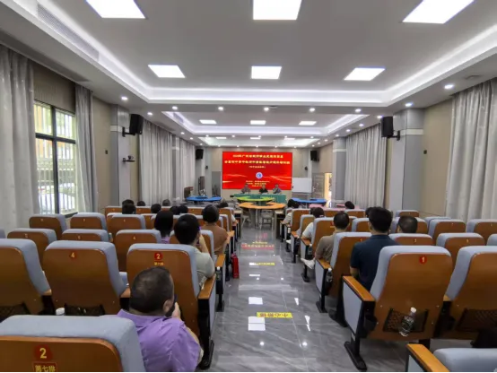 丰顺县初中骨干教师中考备考能力提升培训班(生物学科)暨丰顺县区域教研(初中第二组)英语教研活动在大同学校举行 第2张