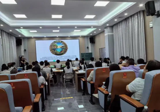 丰顺县初中骨干教师中考备考能力提升培训班(生物学科)暨丰顺县区域教研(初中第二组)英语教研活动在大同学校举行 第4张