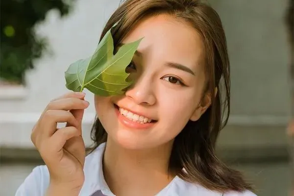 全篇快读:欣欣《为什么我的高考试卷总是白纸啊?》TXT阅读全文 第3张