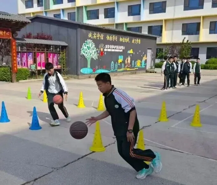 师者护航,少年拼搏!——九年级中考体育冲刺,每滴汗水皆不负 第16张