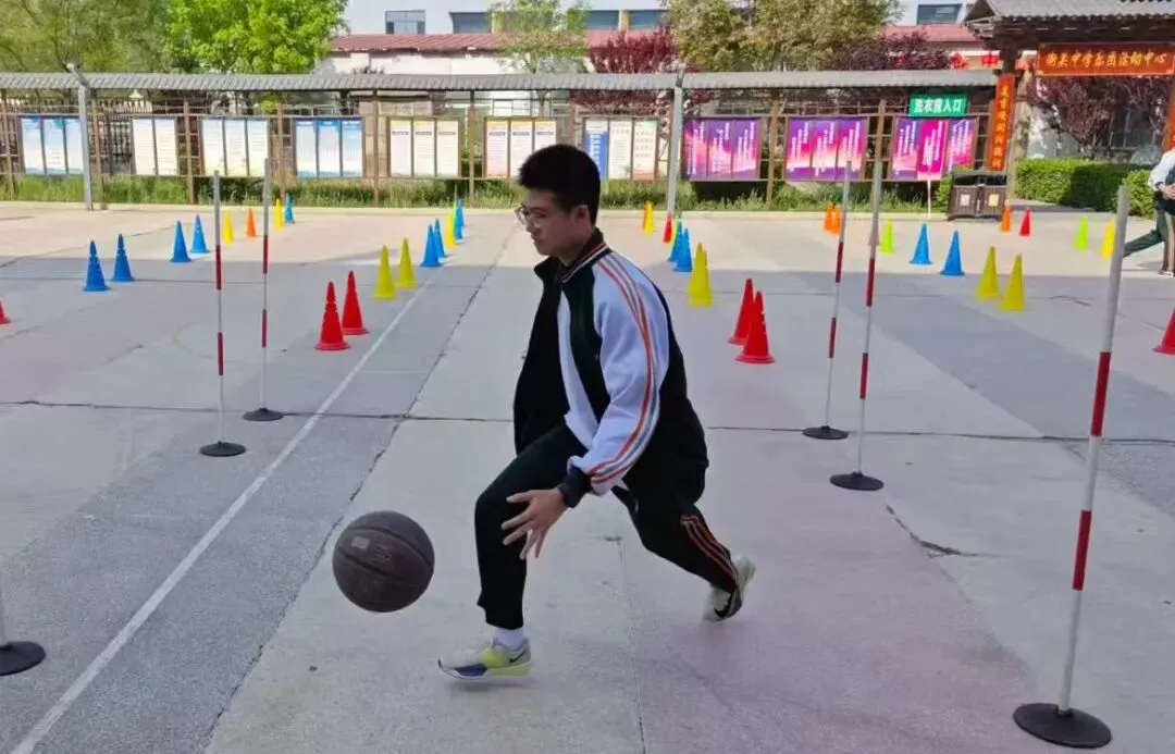 师者护航,少年拼搏!——九年级中考体育冲刺,每滴汗水皆不负 第21张