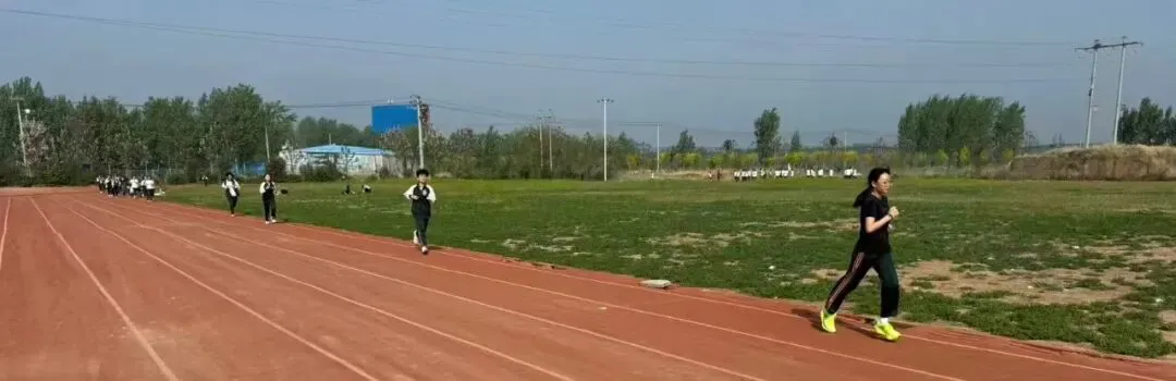 师者护航,少年拼搏!——九年级中考体育冲刺,每滴汗水皆不负 第25张