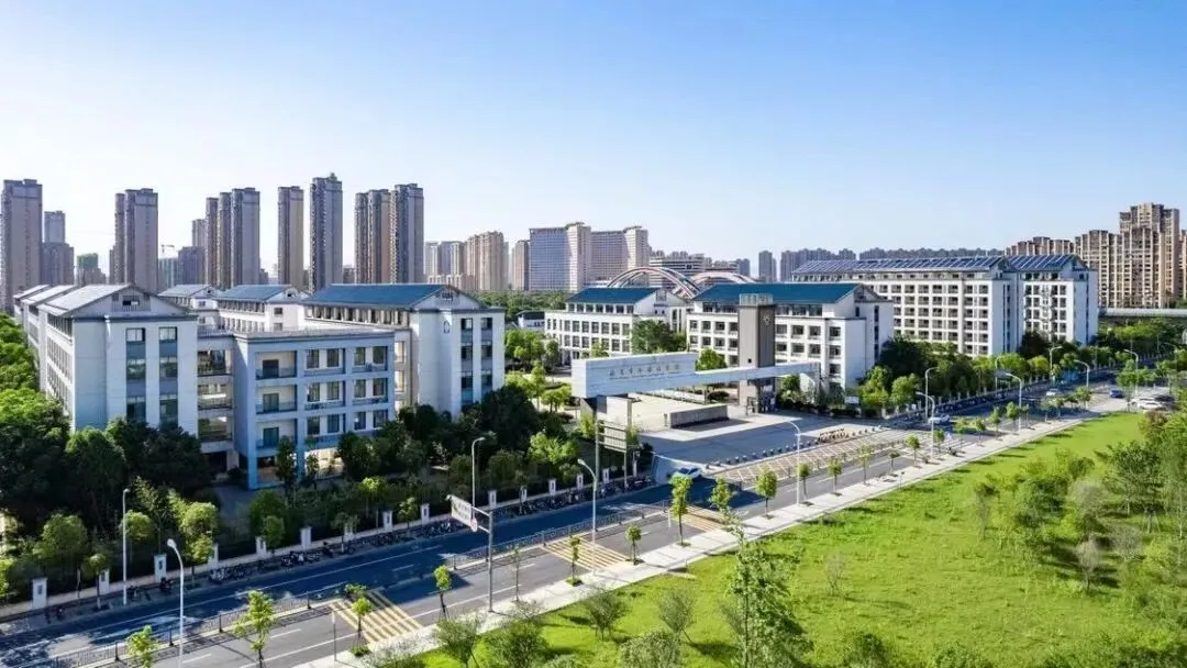 家长注意!进这所学校体系,免中考 + 保送 985一步到位 第6张